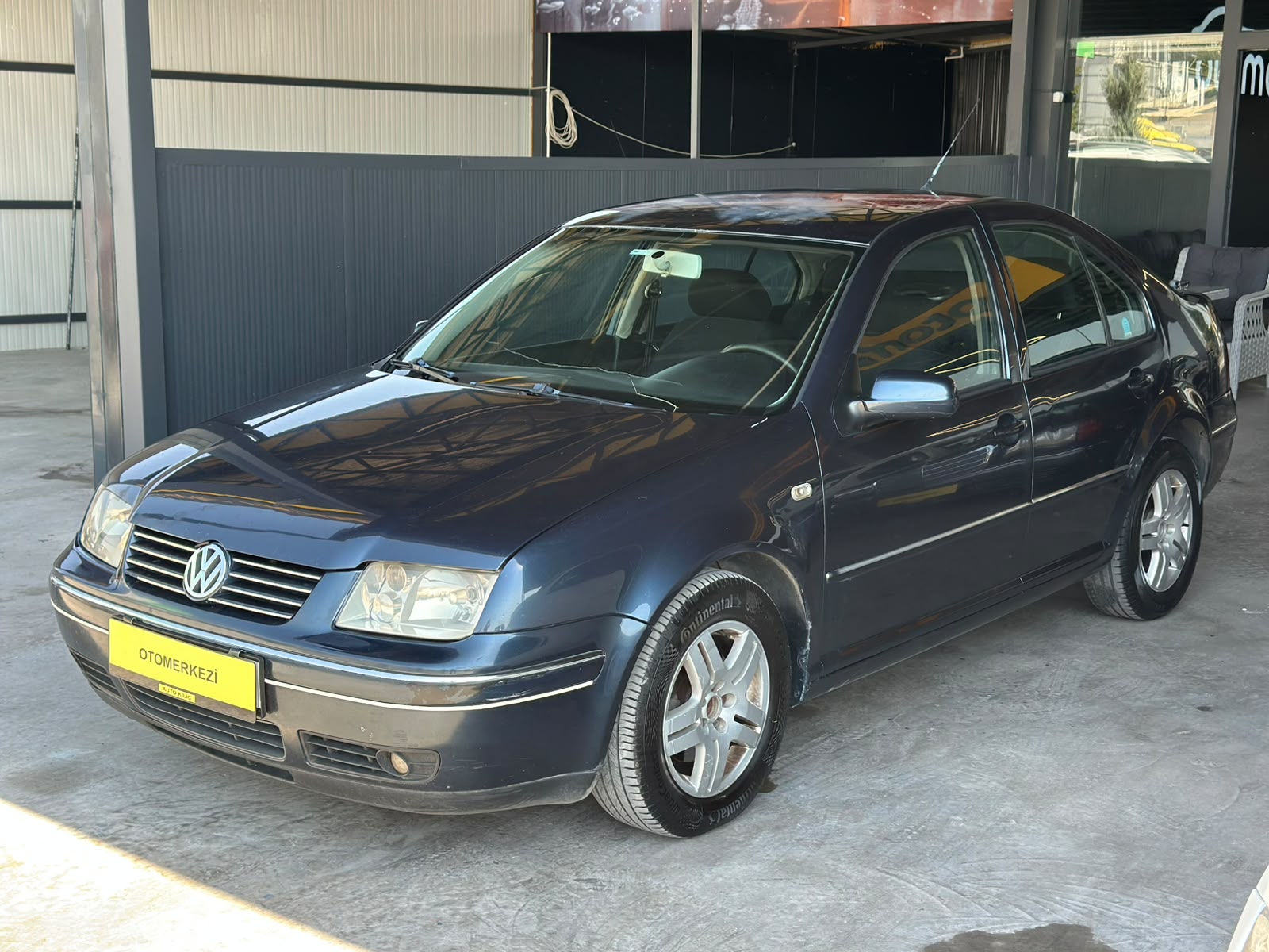 VOLKSWAGEN JETTA 2